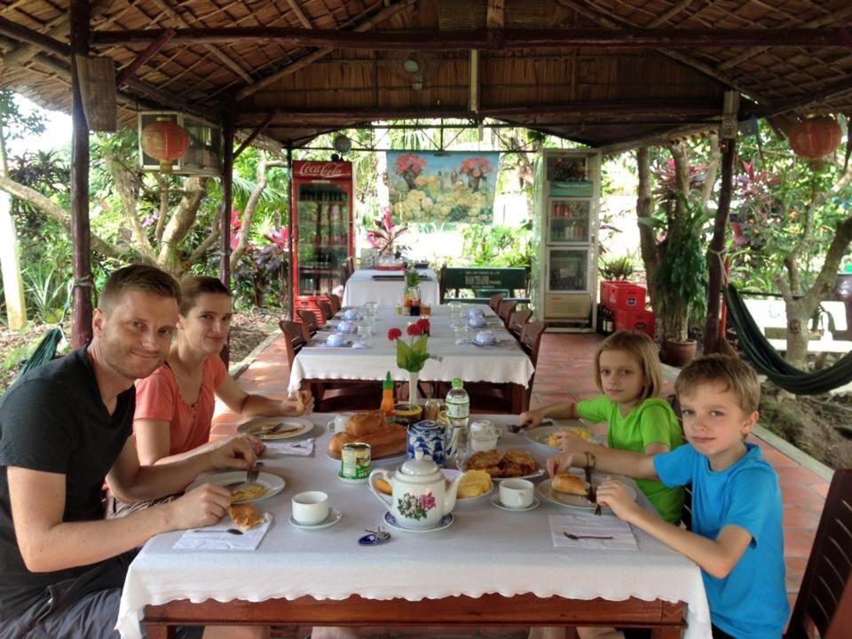 Nam Thanh Homestay Vĩnh Long Екстериор снимка